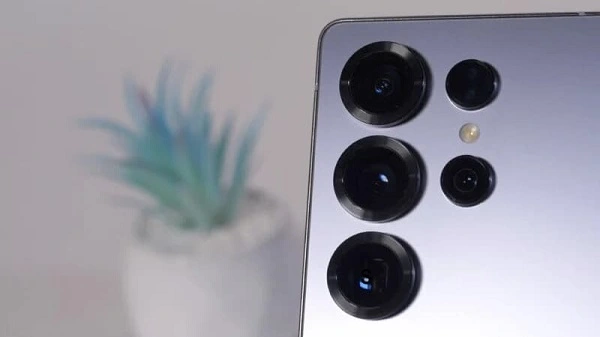 ¡El Galaxy S25 Ultra, el mejor smartphone de 2025, autenticado! Samsung Galaxy S25 Ultra lentes